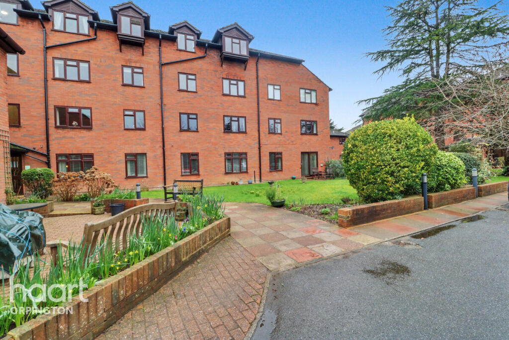 Main image of property: Farnborough Common, Orpington