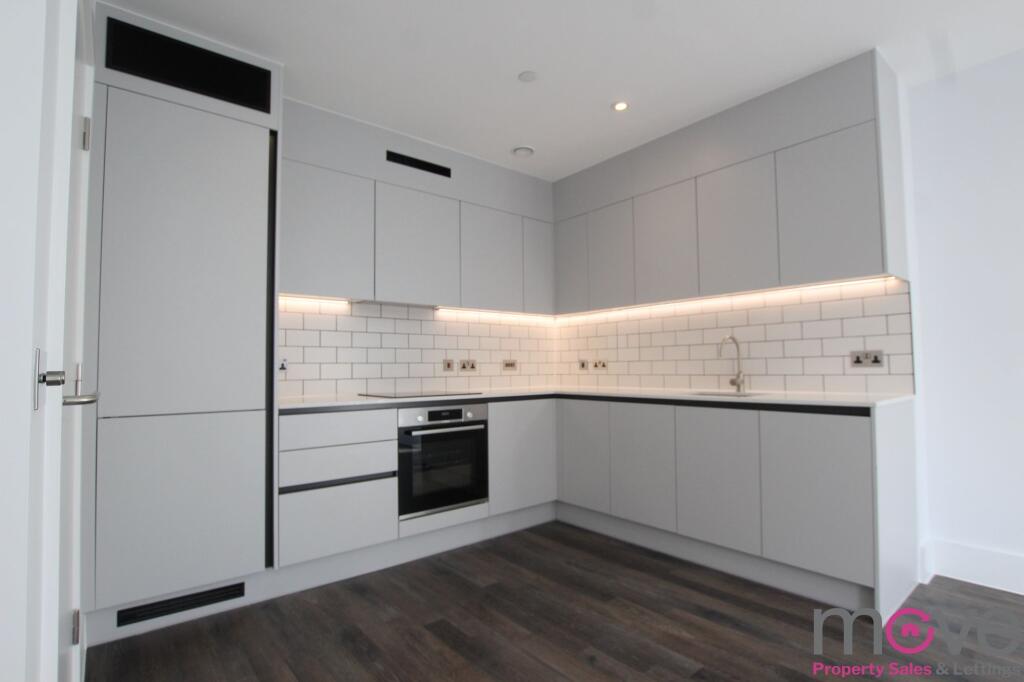 Apartment in Gloucester - View 2