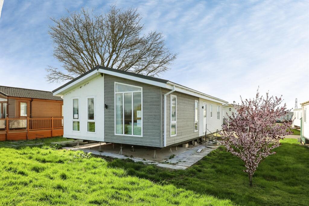 Main image of property: Manor House, Church Laneham, Retford