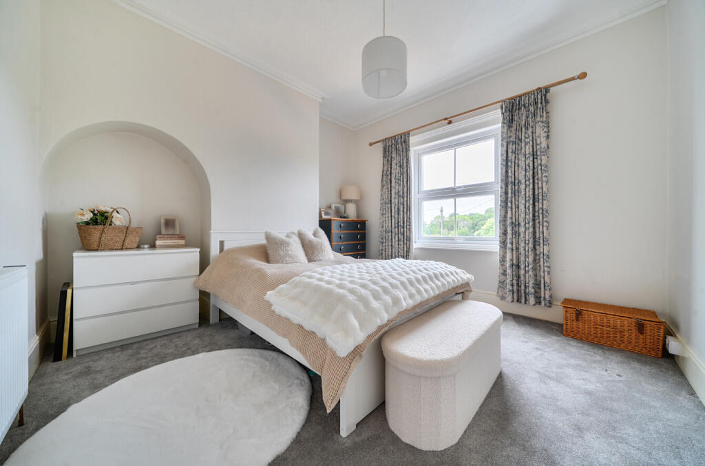 House in Southampton - View 5