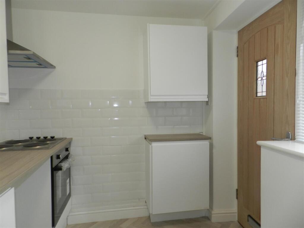 Apartment in Towcester, West Northamptonshire - View 4