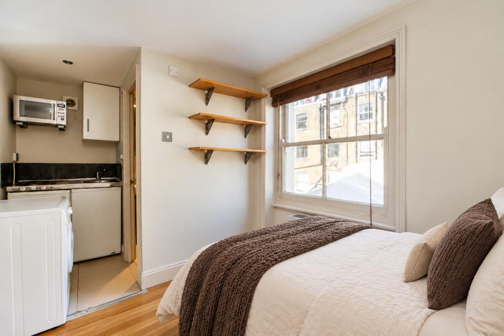 Apartment in London, Royal Borough of Kensington and Chelsea - View 2
