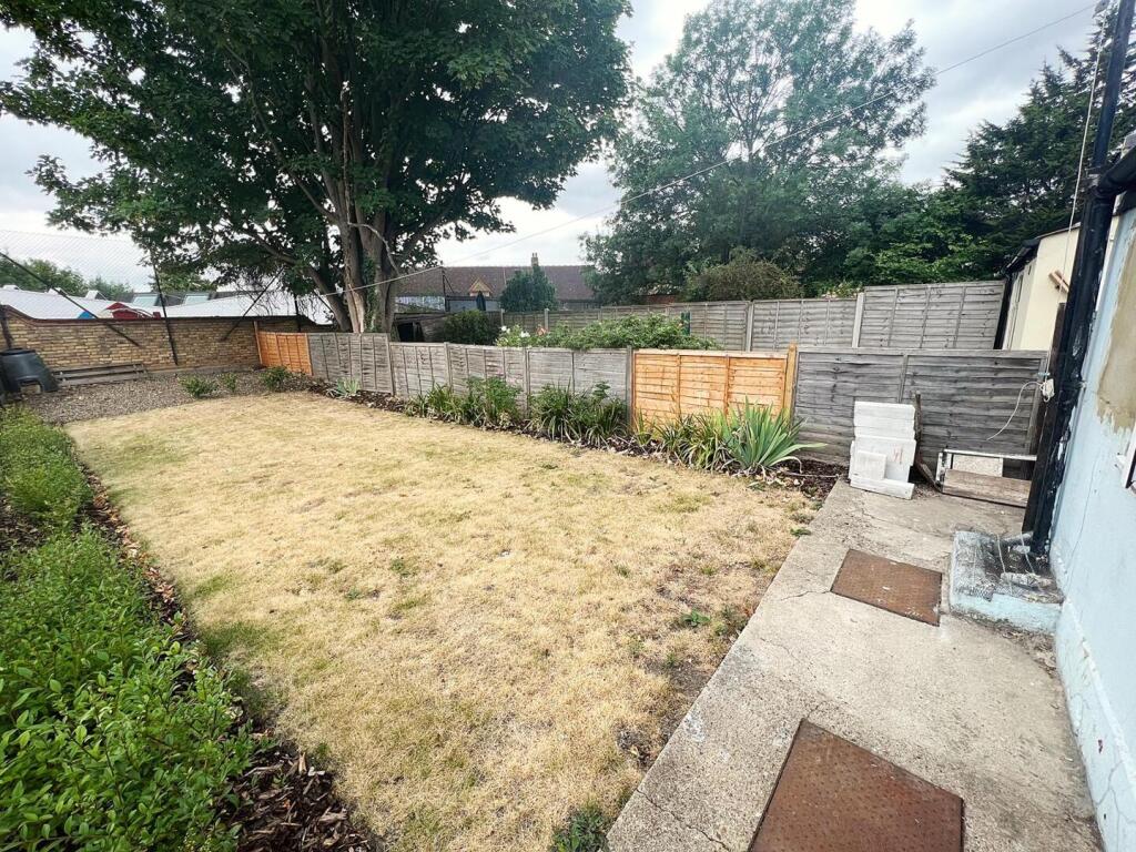 House in London - View 4