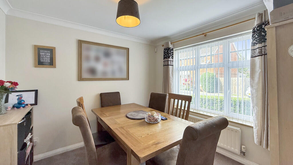 House in Westbury, Leighton Park, Leigh Park - View 5