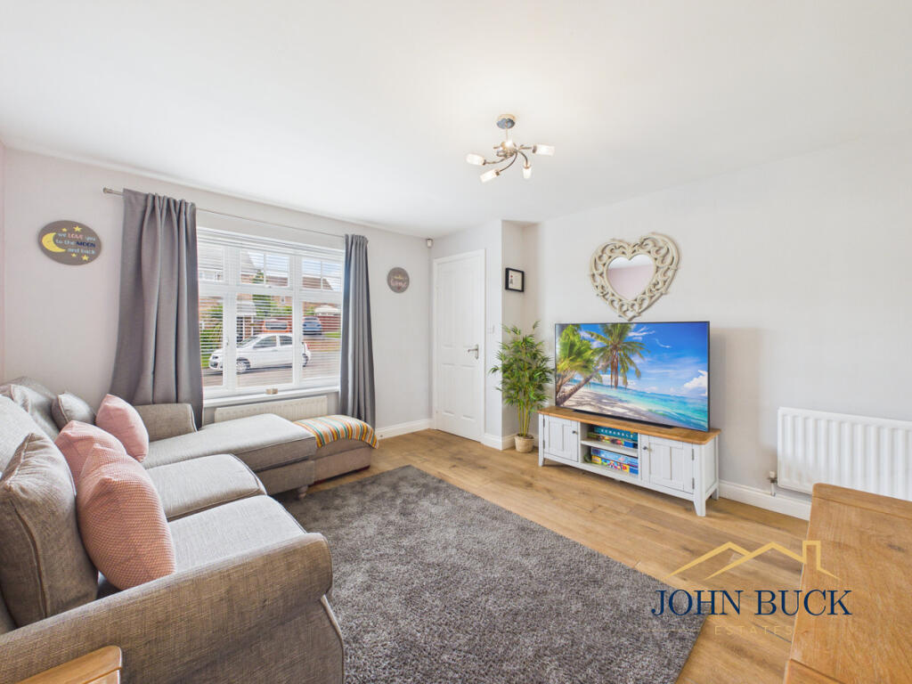 House in Sunderland, Oxclose - View 4