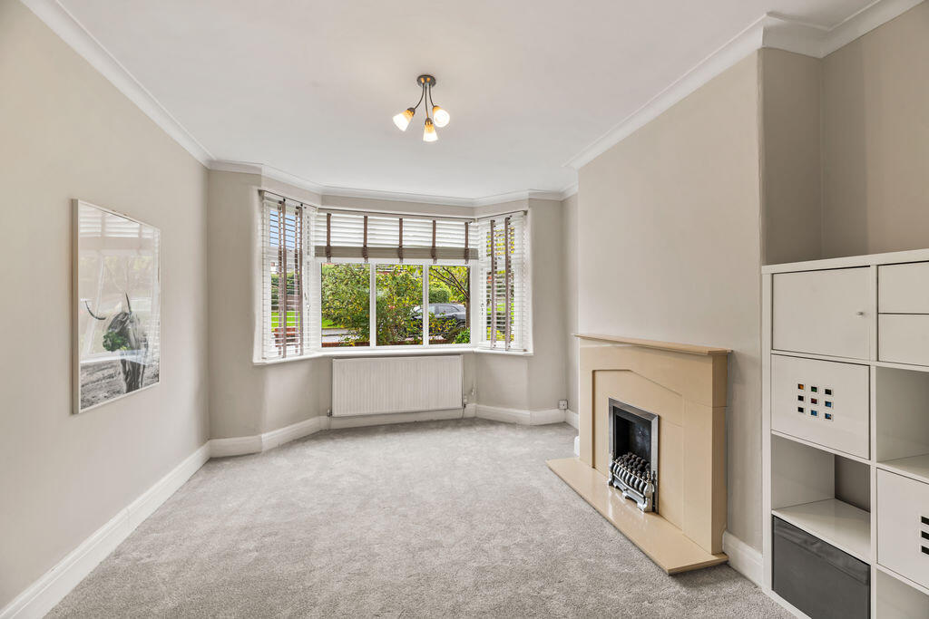 House in Warrington, Hillcliffe, Appleton - More