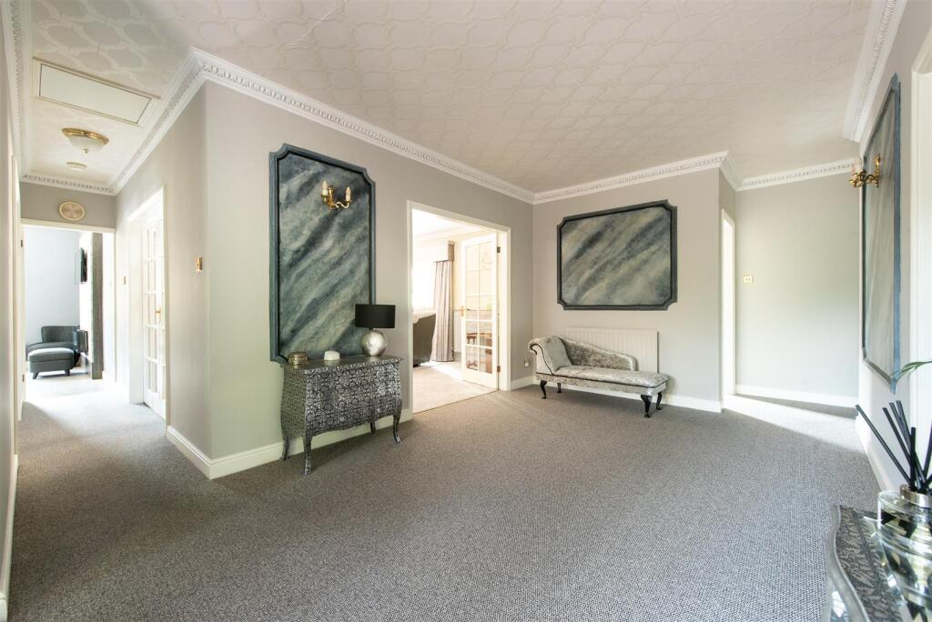House in Dudley - View 5