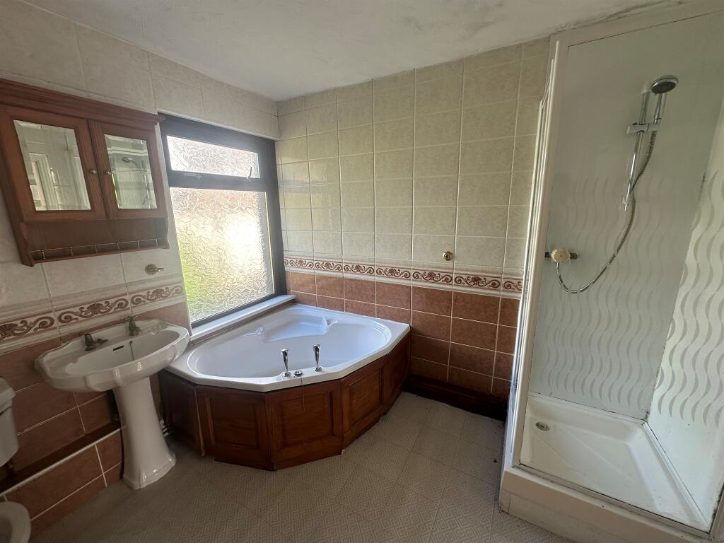 House in Cardiff, Maesteg - More