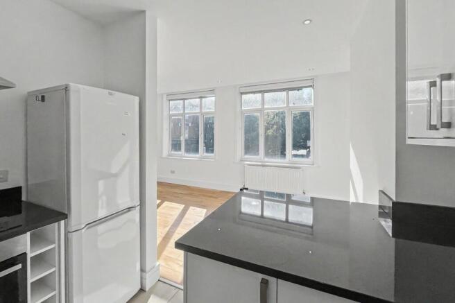 198 Upper Richmond Road West, London SW14 8AN