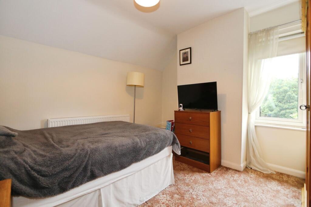 House in North West Leicestershire, Ashby de la Zouch - More