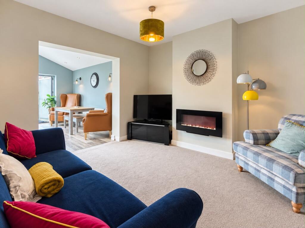 House in Sefton, Liverpool City Region - More