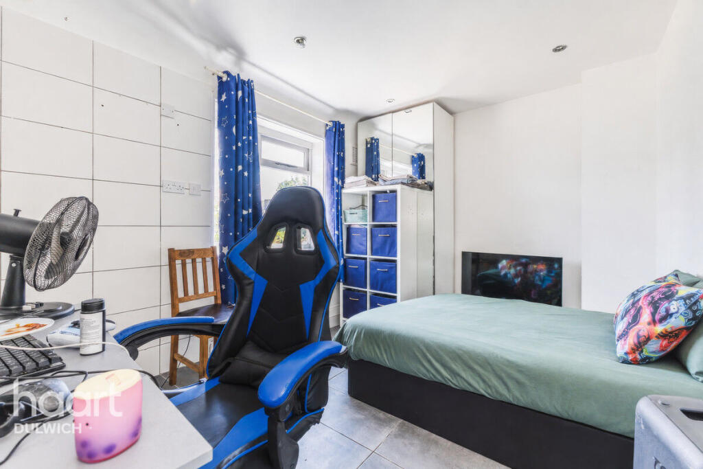 Main image of property: Love Lane, MORDEN