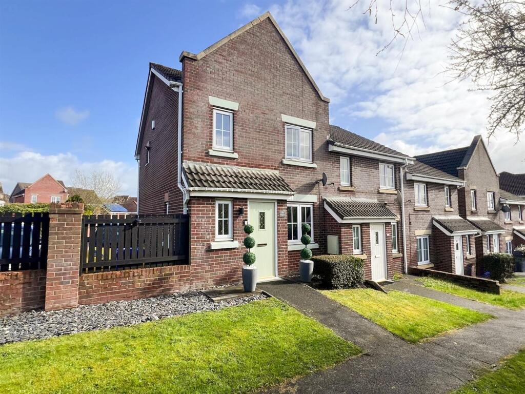 Main image of property: Willowbrook Walk, Norton Heights, ST6 8GN