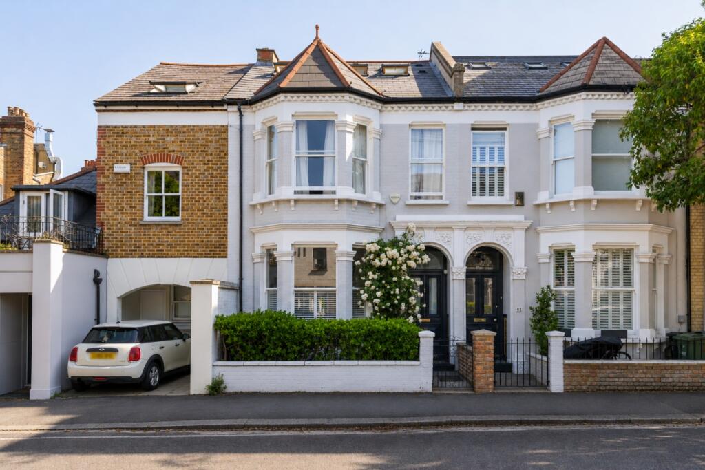 Main image of property: Narbonne Avenue London SW4