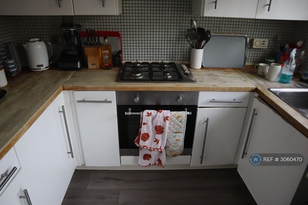 House in Doncaster - View 4