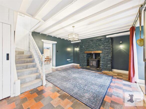 Main house lounge