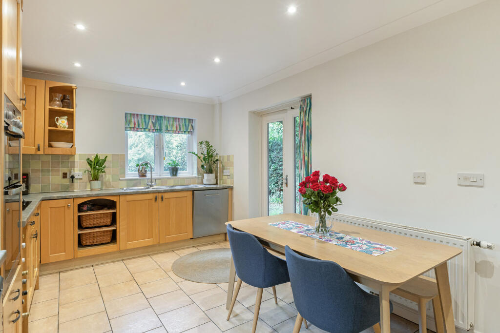 House in Salisbury - View 4