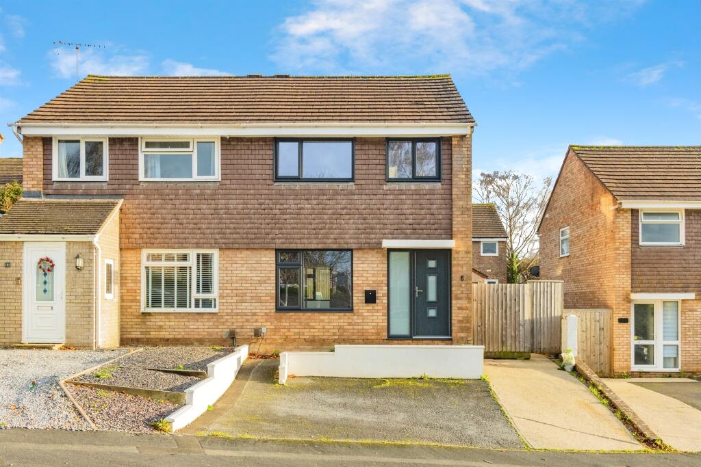 Main image of property: Longfield Avenue, Kingsteignton, Newton Abbot