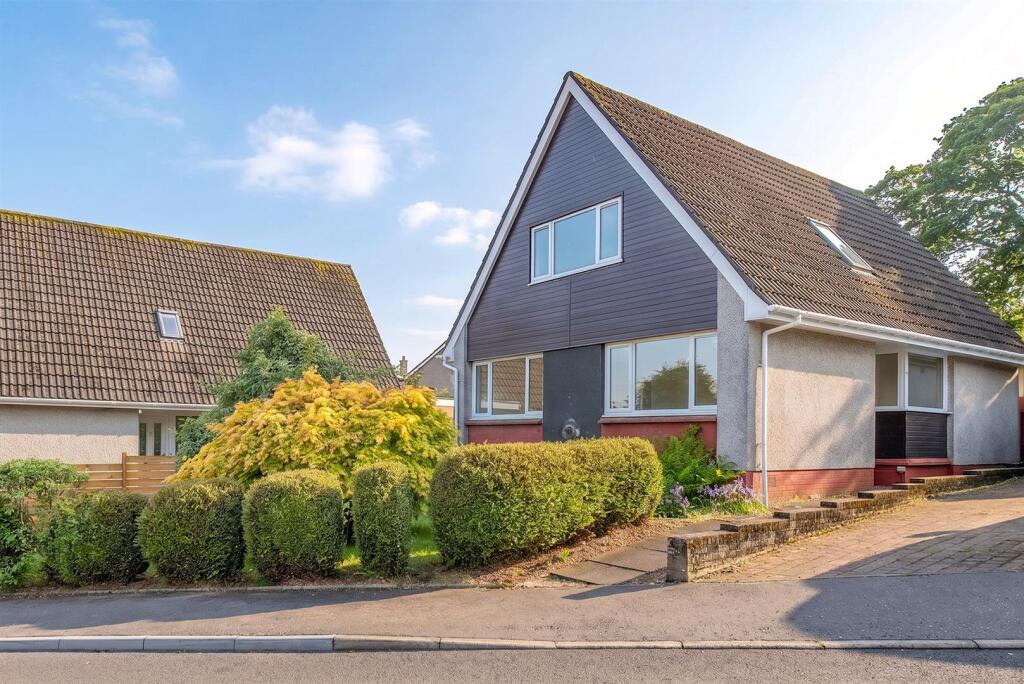 Main image of property: 3 Moir's Well, Dollar FK14 7BQ