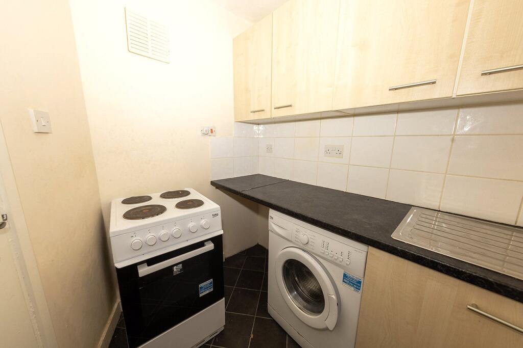 Additional image 7 of St. Matthews Road, Smethwick, West Midlands, B66