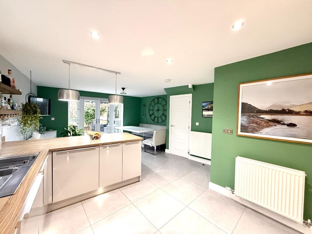 Garrett Drive, Warwick, Warwickshire, CV34 - View 3