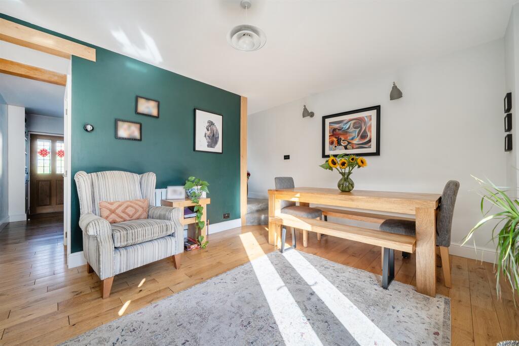 House in Slough - View 4