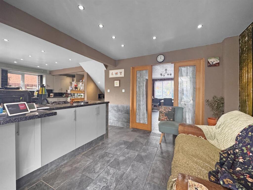 House in Leicester - View 5