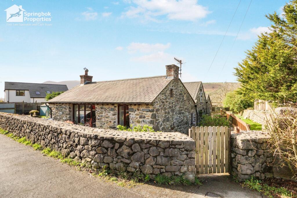 House in Y Waunfawr, Gwynedd