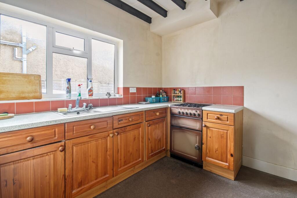 House in Arun, Rustington - More