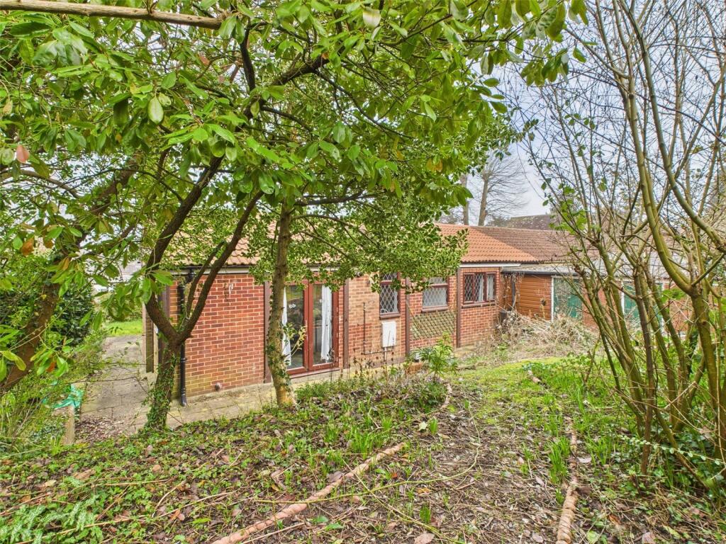 Main image of property: Cottington Close, Kingsclere, Newbury, Hampshire, RG20