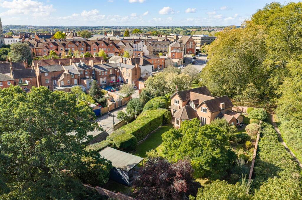 Main image of property: Priory Road, Warwick, Warwickshire, CV34