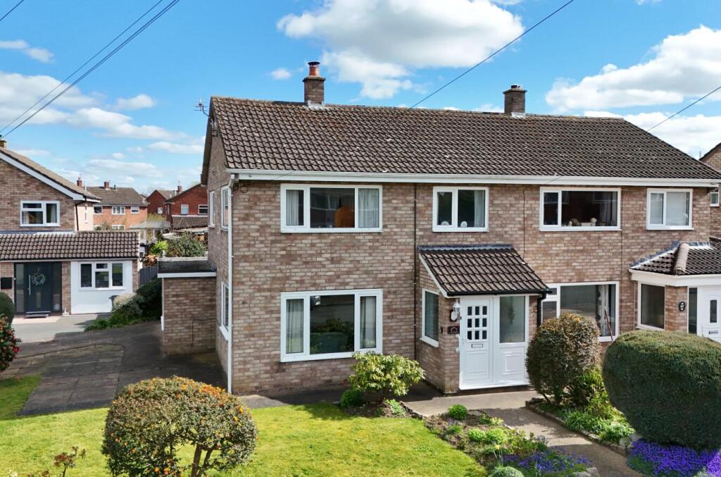 Main image of property: 25 Langholm Drive, Shrewsbury, SY2 5UN