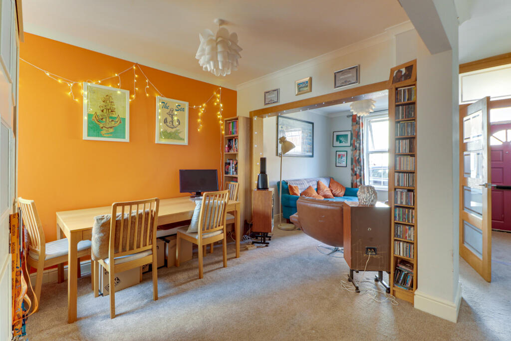 House in Portsmouth - View 4