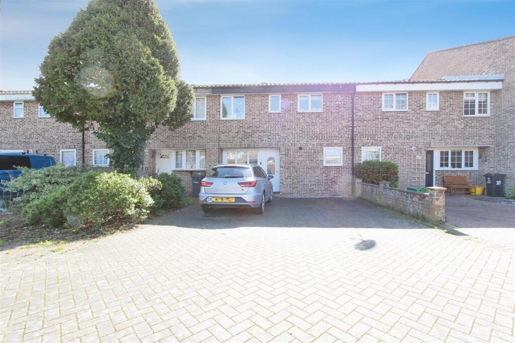 Main image of property: Wellers Grove, Cheshunt