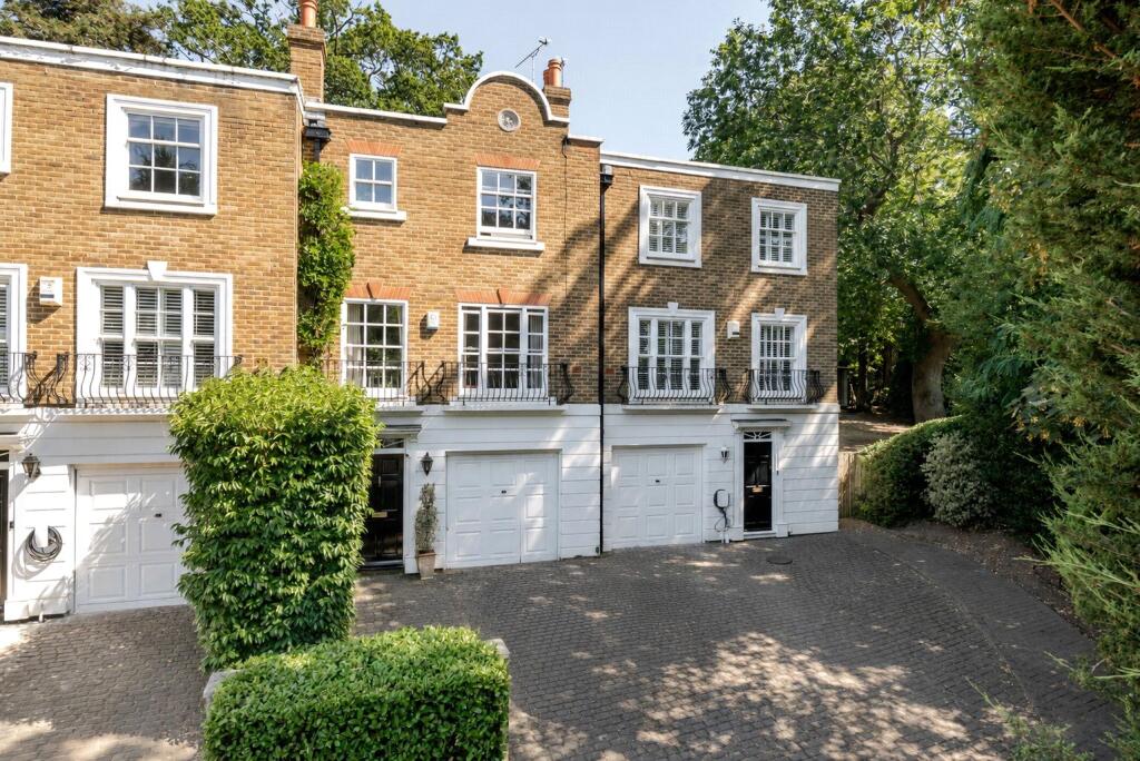 Main image of property: Grosvenor Place, Vale Road, Weybridge, KT13