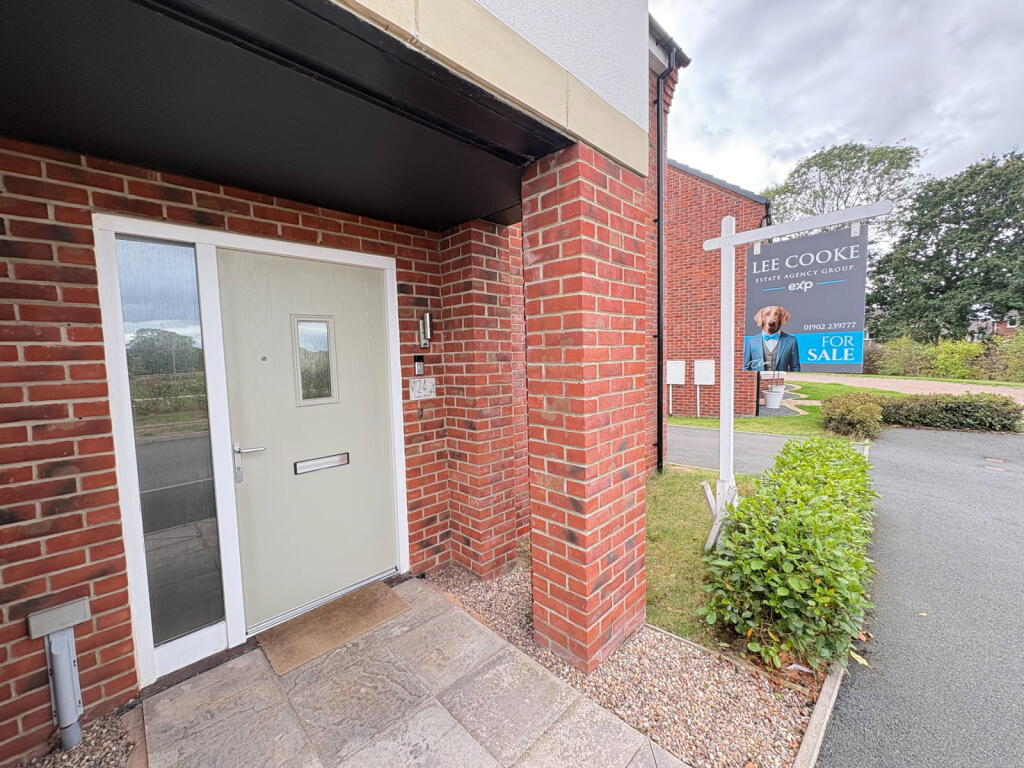 House in Wolverhampton - View 5