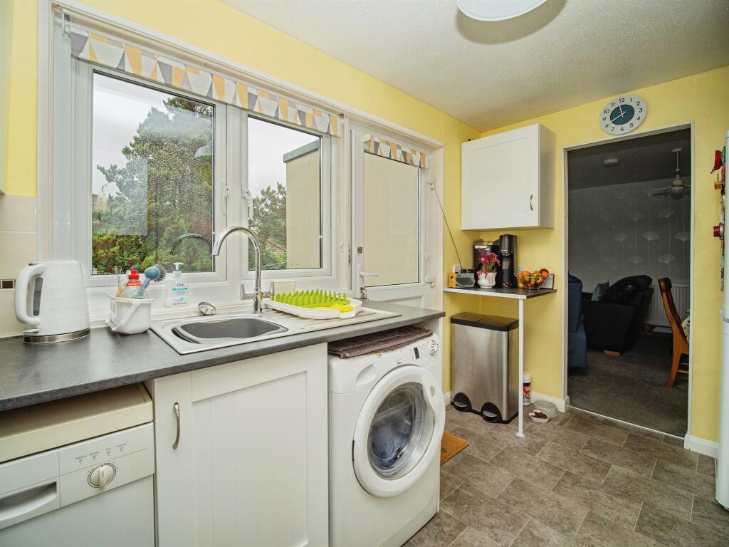 House in Dorchester, Maiden Newton - More