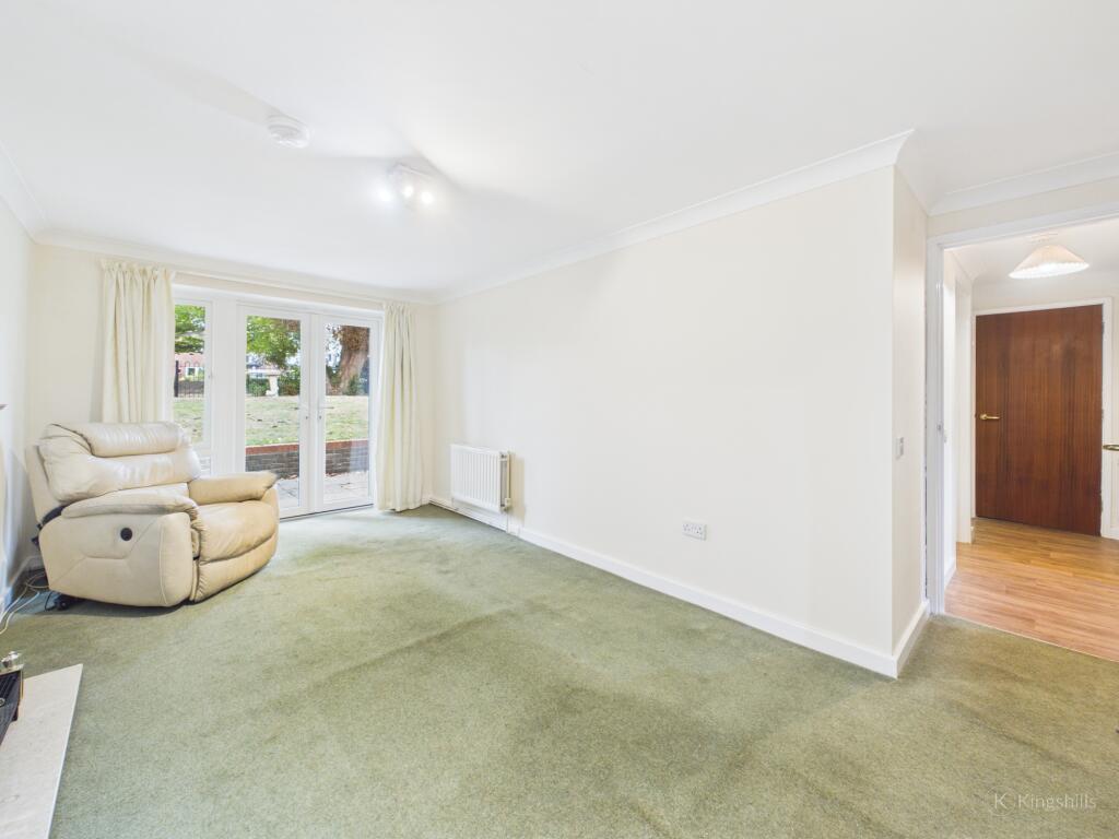 Woollerton Court, Longwick Road, Princes Risborough photo 4