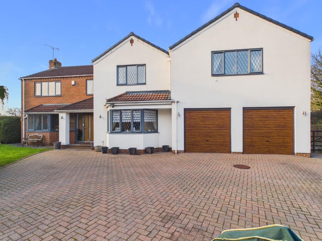 Main image of property: Marton Gate, Bridlington,  YO16 6YE