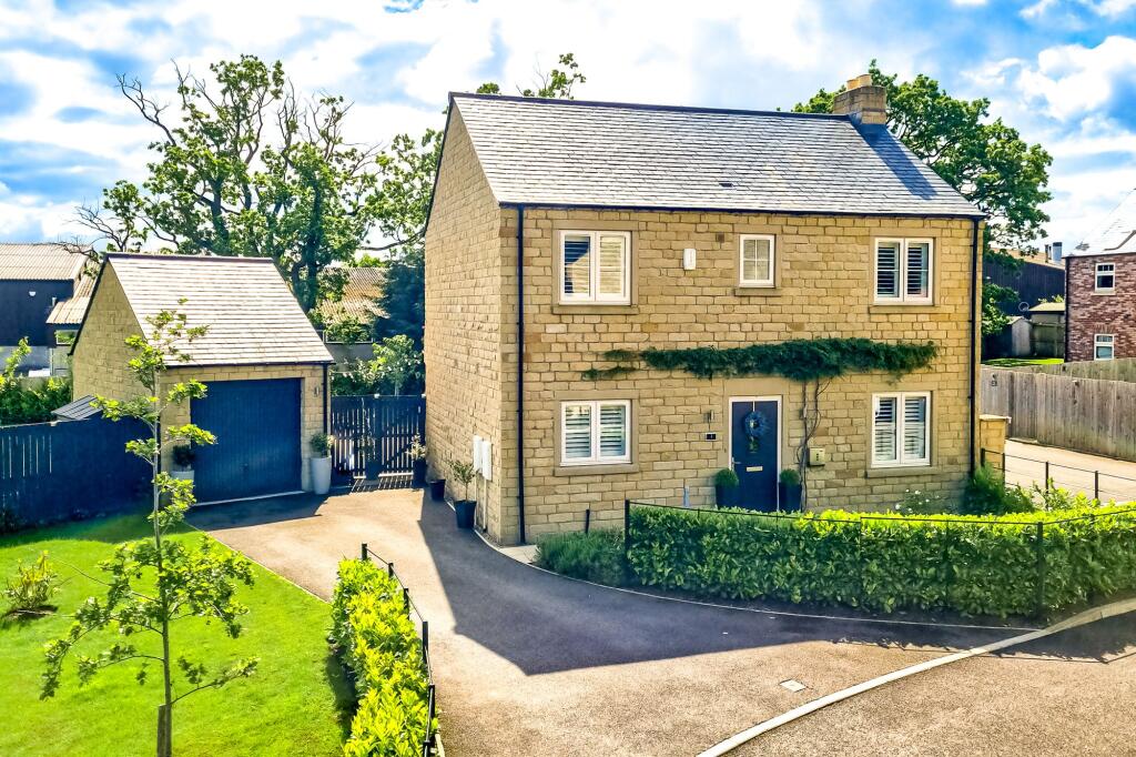 3-bed detached on Glebe Court, Killinghall, HG3, £679,950