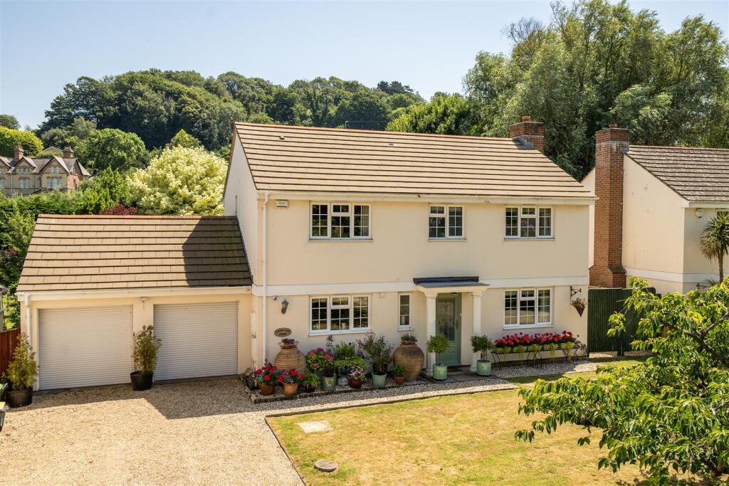 Main image of property: Sea Road South, Bridport