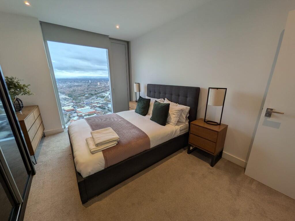 Main image of property: Anaconda cut, 100 greengate, M3 