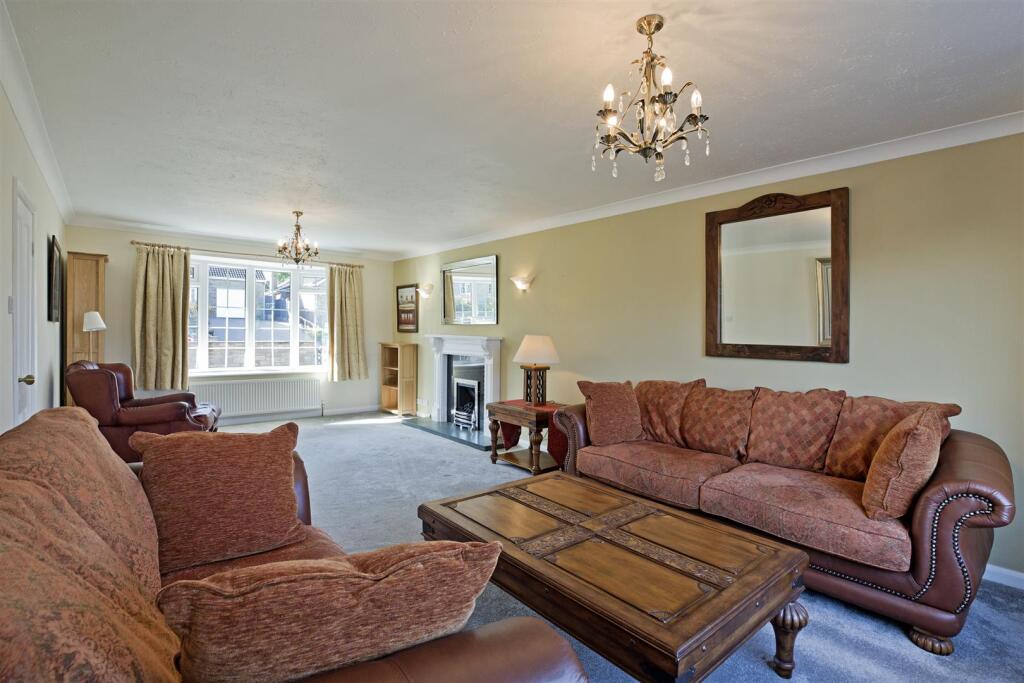 19 Ladywell Road, Boroughbridge, York photo 4