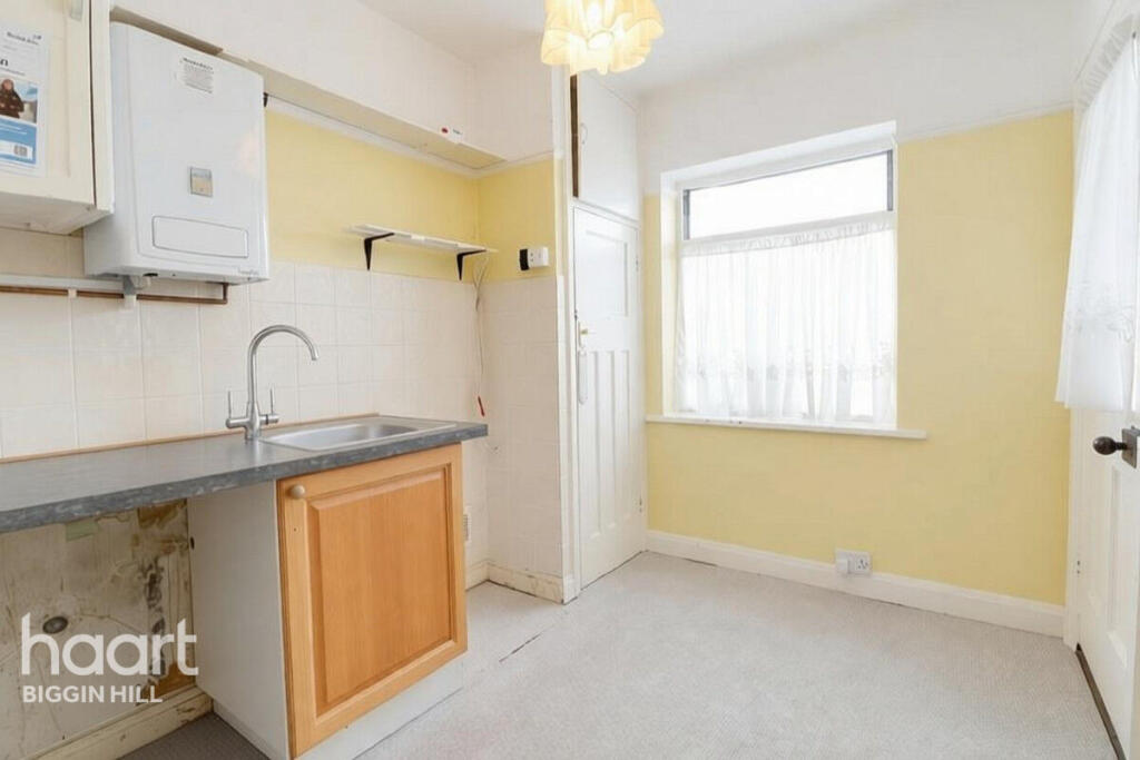 House in London, Aperfield - View 5
