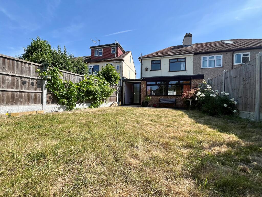 Gorseway, Rush Green, Romford photo 2