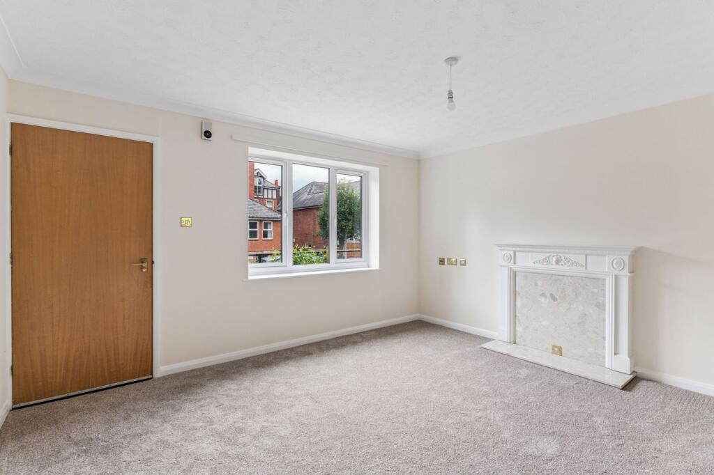 House in North Hertfordshire, Hertfordshire - View 3