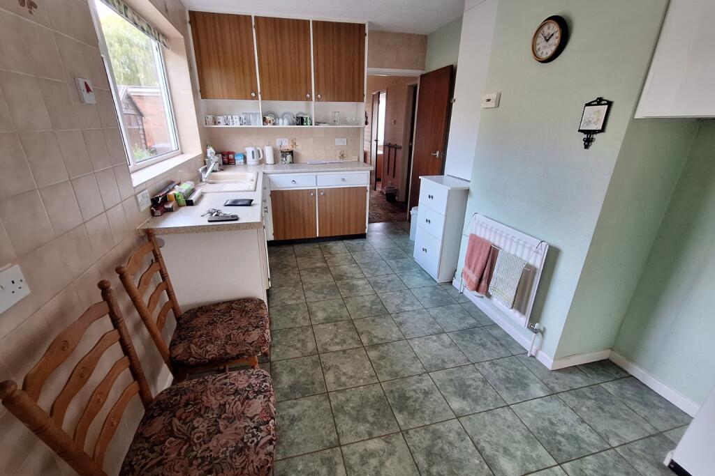 House in Barton-le-Clay, Central Bedfordshire - View 5