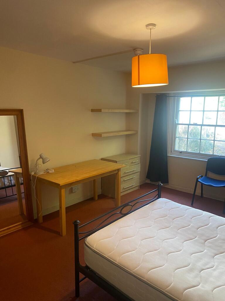 6 bedroom house share for rent