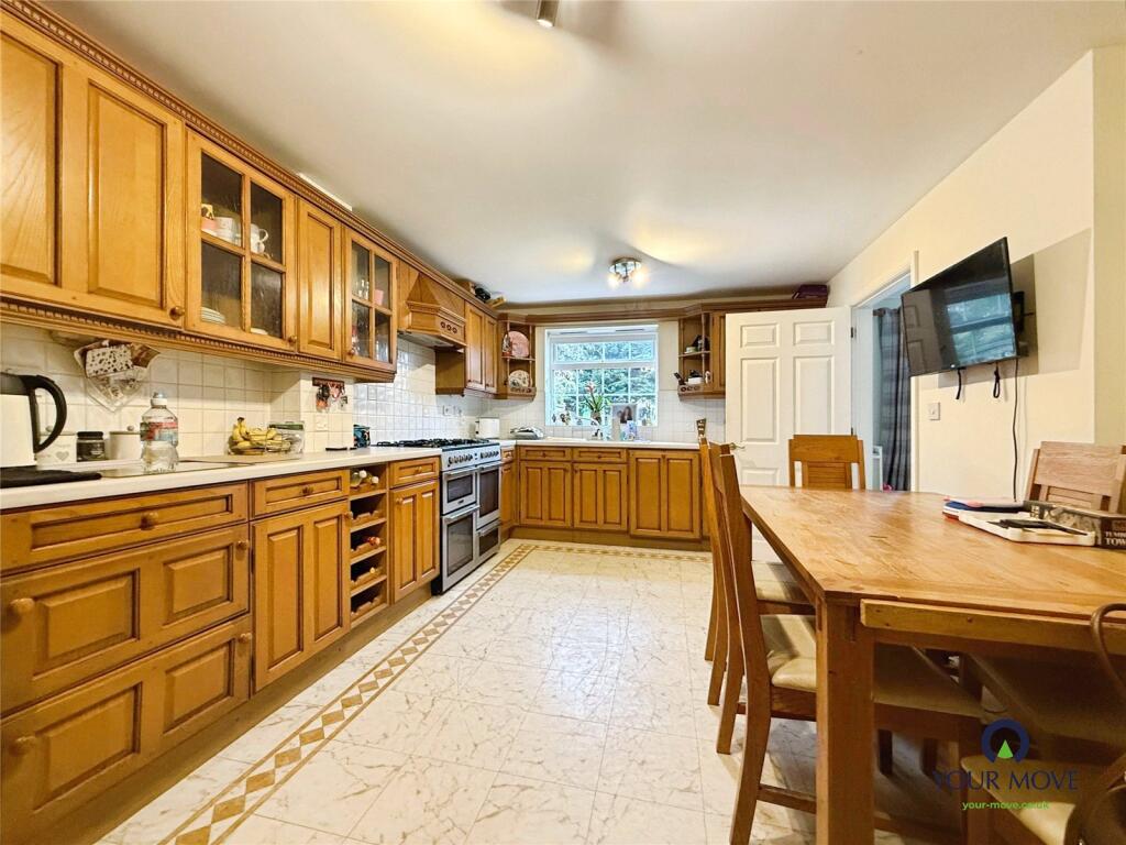 Saxby Close, Barnham, Bognor Regis, West Sussex, PO22 photo 2
