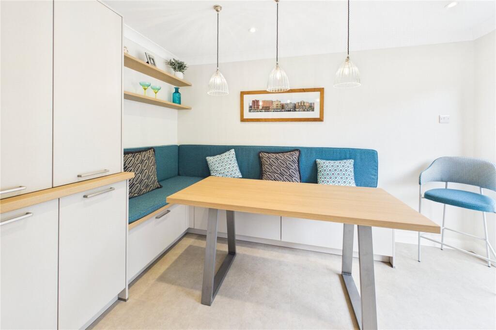 House in Bath - View 4